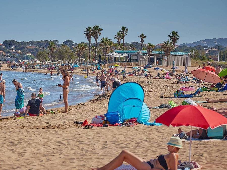 Foto 10 von 27: Camping La Plage d'Argens - Zelt 5 personen - 2 Schlafzimmer | 4-5 Schlafplätze | Kein Bad | Klimaanlage