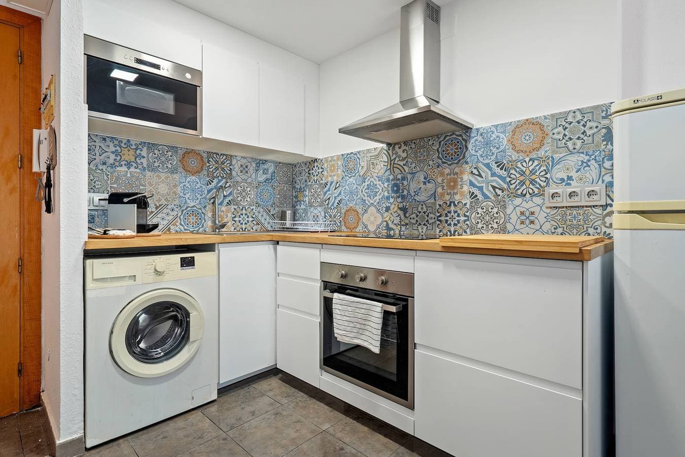 Foto 6 von 23: Apartment 'Ct2' mit Gemeinschaftspool, WLAN und Klimaanlage