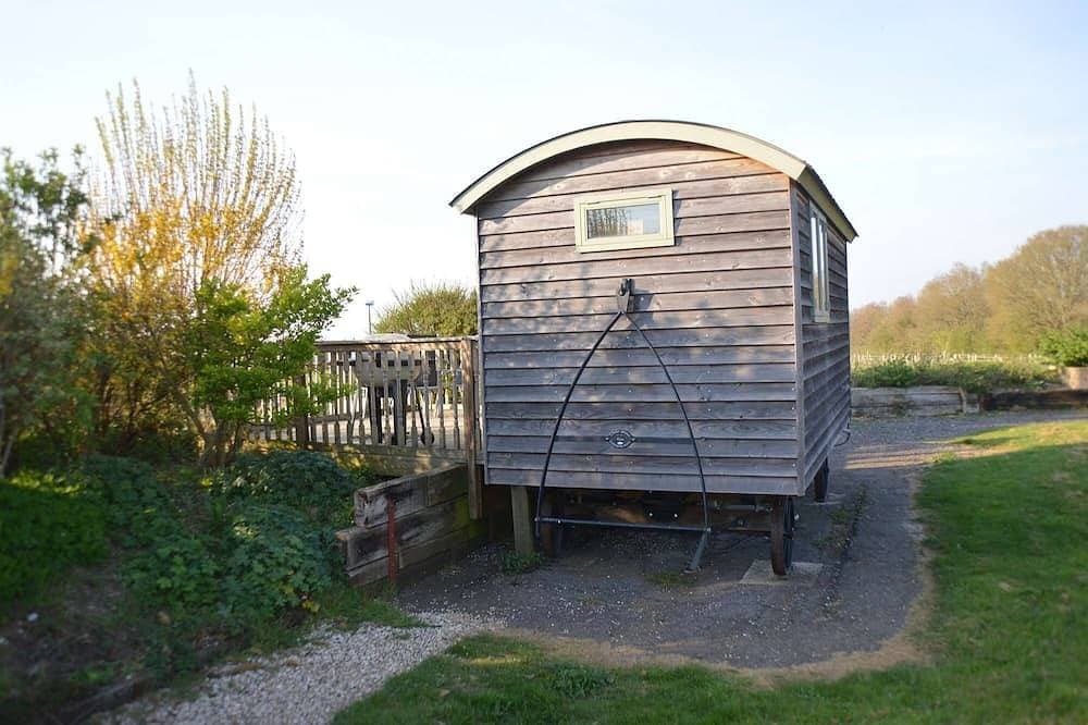 Foto 11 von 14: Shepherds Hut mit Whirlpool in atemberaubender ländlicher Umgebung