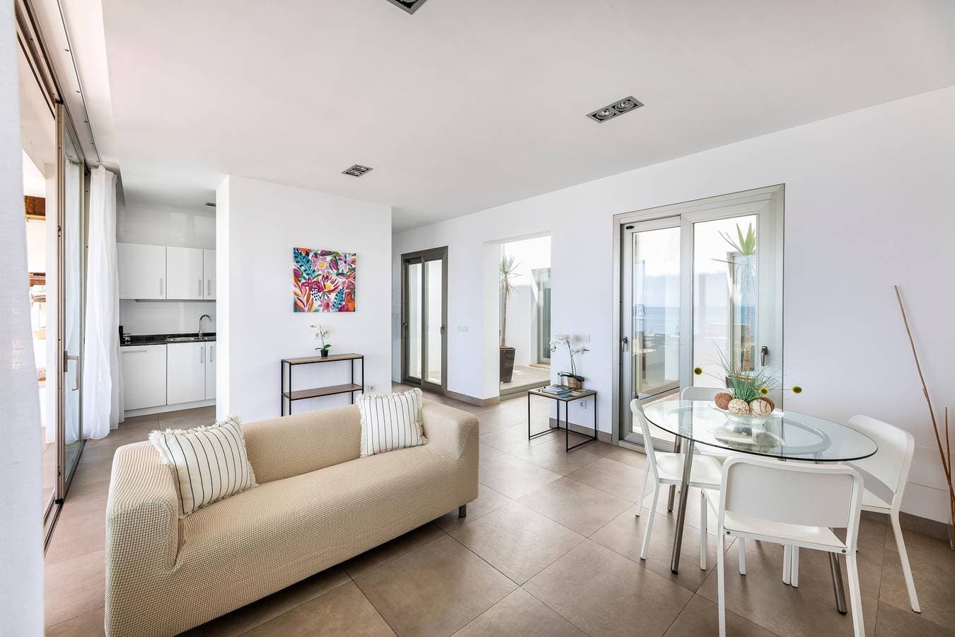 Foto 2 von 26: Ferienwohnung für 5 Personen mit Balkon/Terrasse