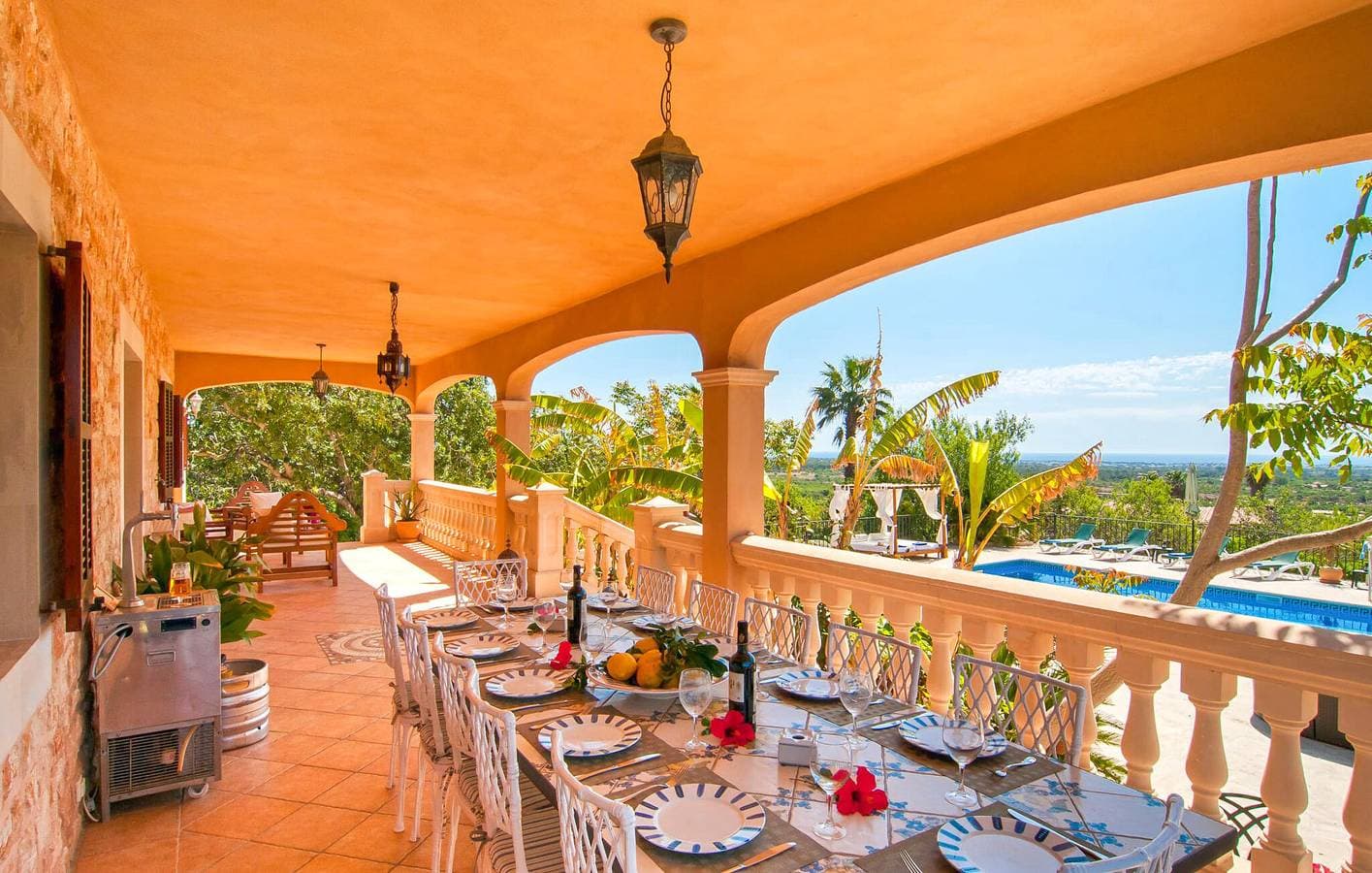 Foto 5 von 37: Rückzugsort mit Meerblick, Pool, Terrasse und AC in der Nähe von Restaurants und Stadtzentrum