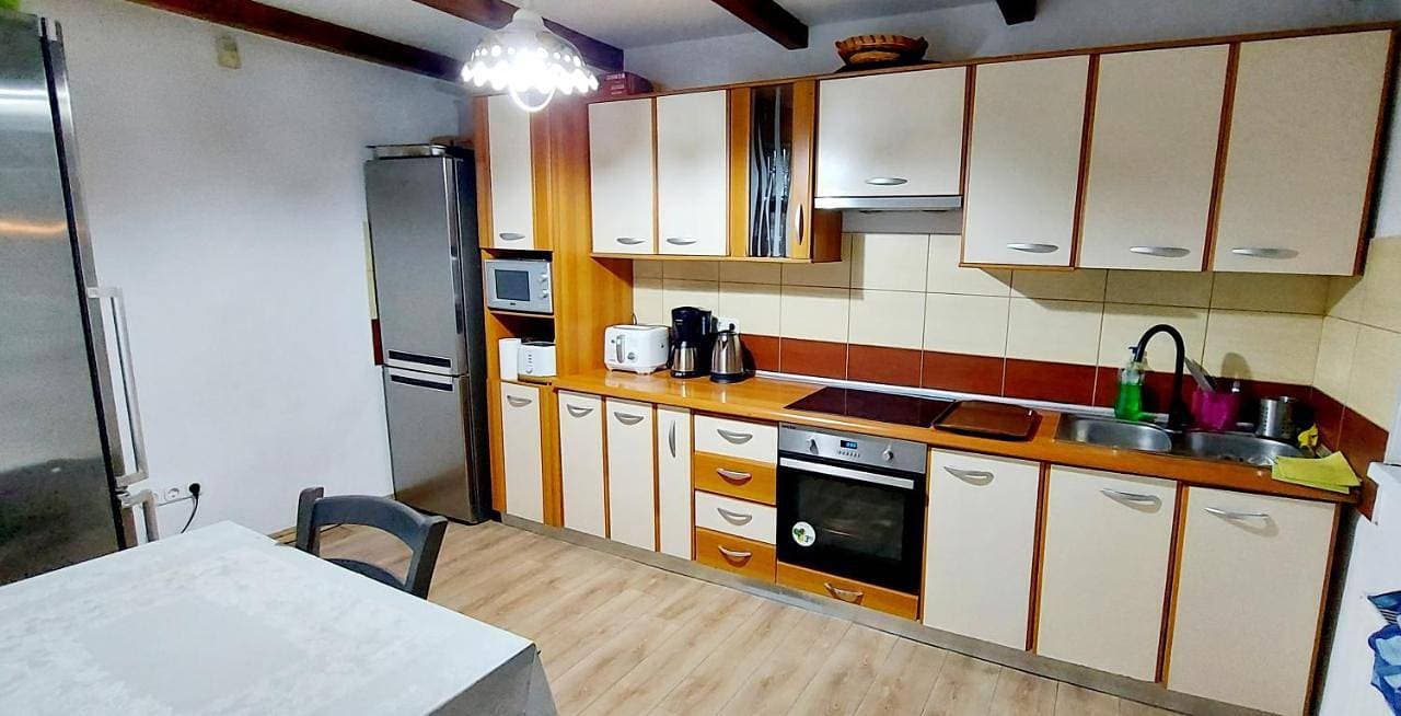 Foto 6 von 24: Standard Double Room with Shared Bathroom