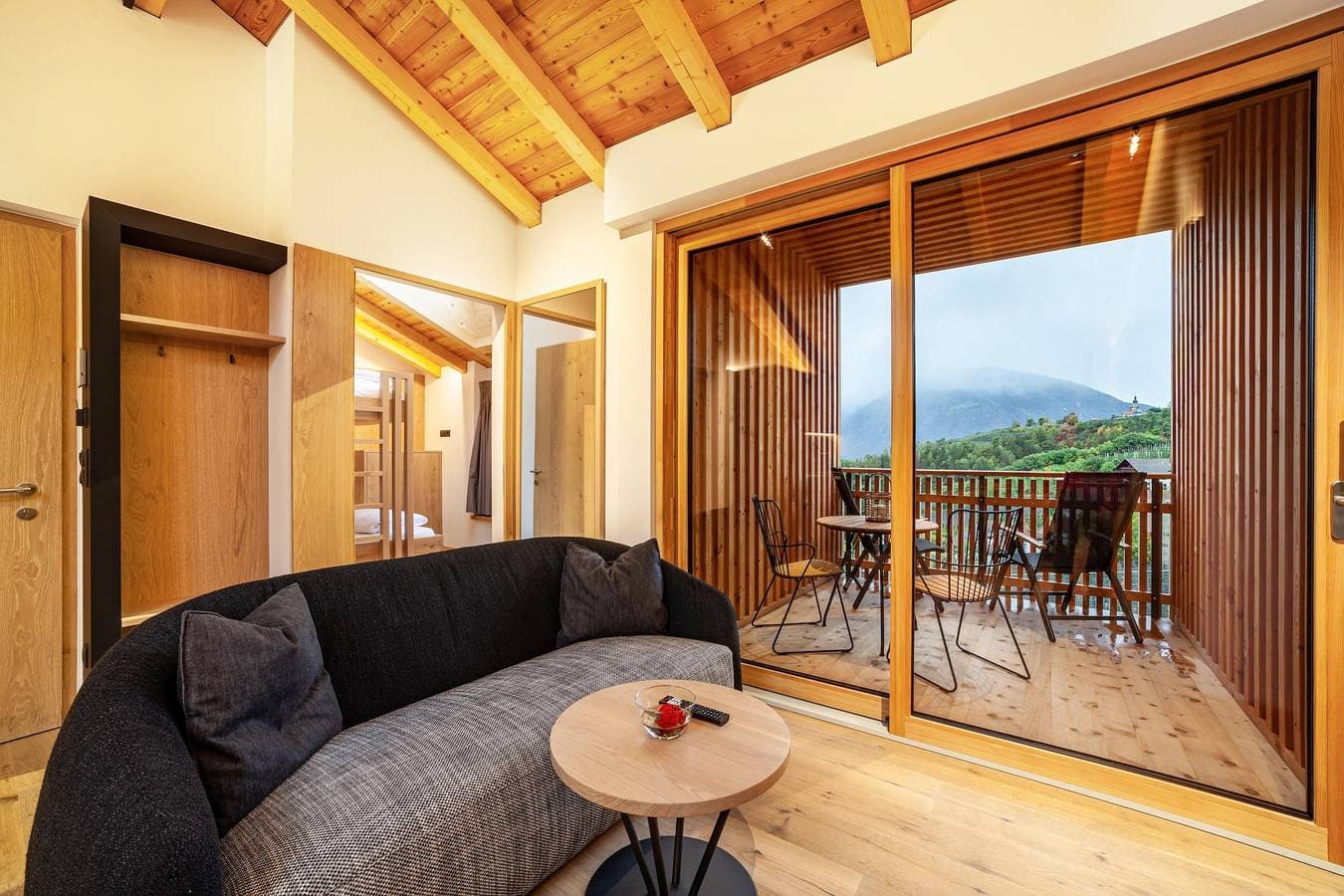 Foto 11 von 22: Ferienwohnung 'Hütterhof Herbischt' mit Bergblick, privater Terrasse und WLAN