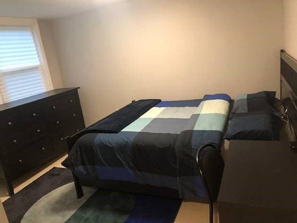 Foto 10 von 20: The Bangor D.C., Cozy Basement Apartment w/Kitchen