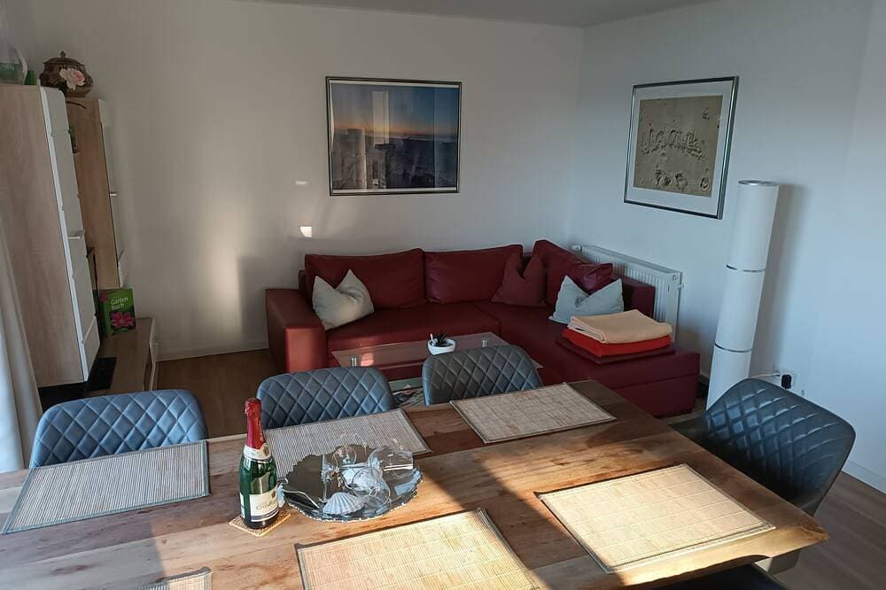 Foto 12 von 30: Ferienhaus mit Seezugang, Steg, Ruderboot, Fasssauna und Wallbox