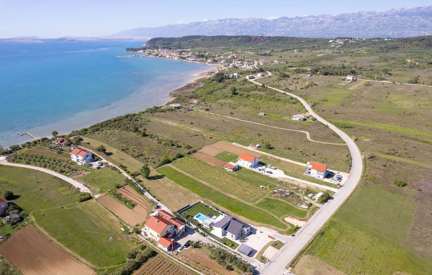 Foto 4 von 36: Gemütliche 150 m² große Ferienwohnung mit Meerblick, Pool und Terrasse, 2,5 km vom Strand entfernt