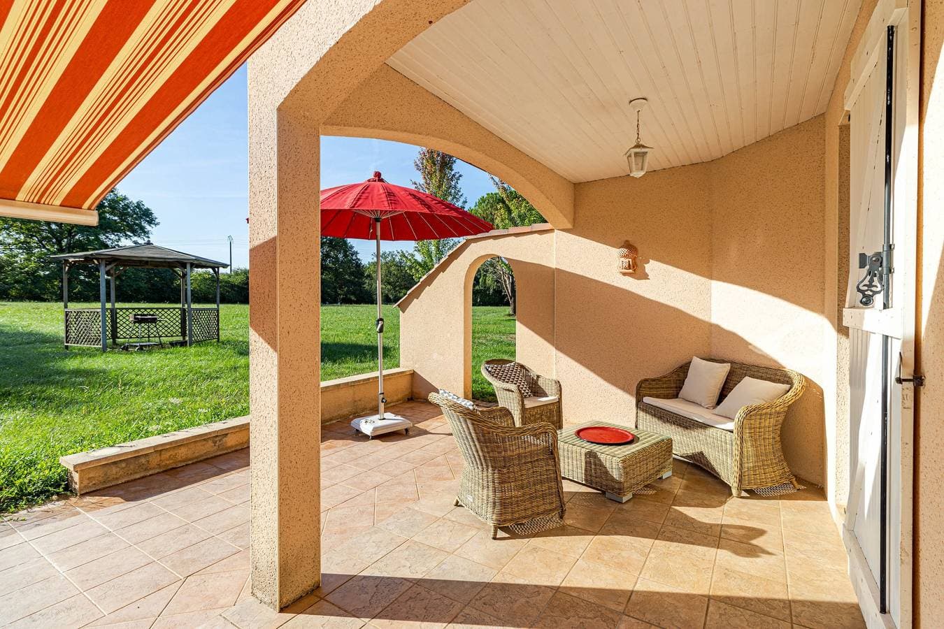 Foto 12 von 18: Lou Poutou du Levant - maison avec jardin privé