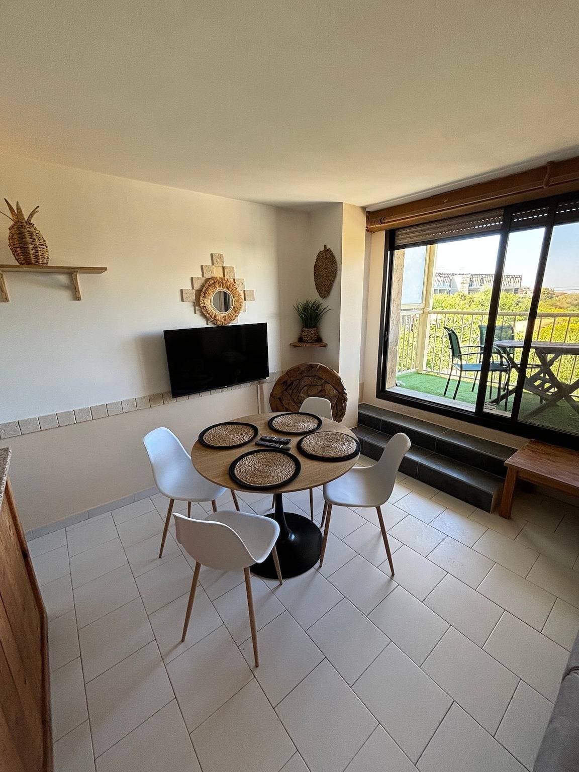 Foto 2 von 18: Ferienwohnung für 4 Personen mit Terrasse
