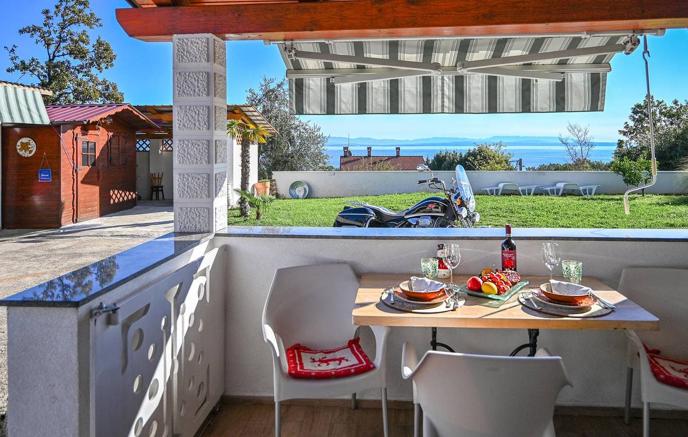 Foto 5 von 26: Ferienhaus am Wasser mit Parkplatz, WLAN und nur 2 km vom Hundestrand entfernt