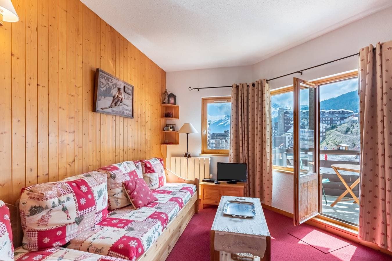 Foto 2 von 10: Ferienwohnung für 4 Personen mit Balkon