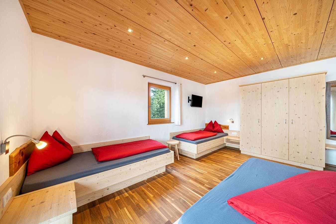 Foto 10 von 21: Ferienwohnung "Enzian" auf einem Bergbauernhof mit Balkon