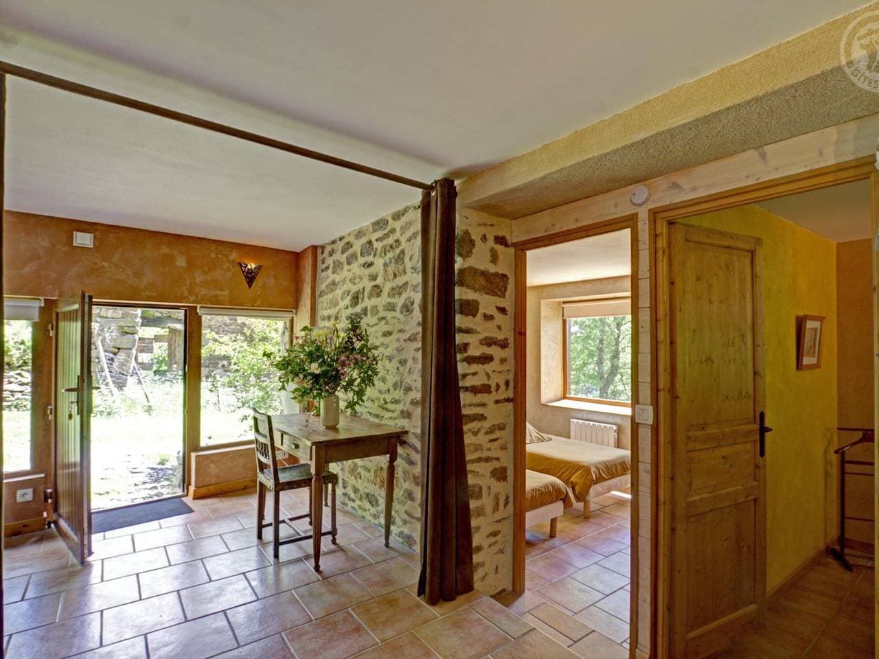 Foto 12 von 30: Gemütliches Ferienhaus mit herrlicher Aussicht bei Saint-Étienne