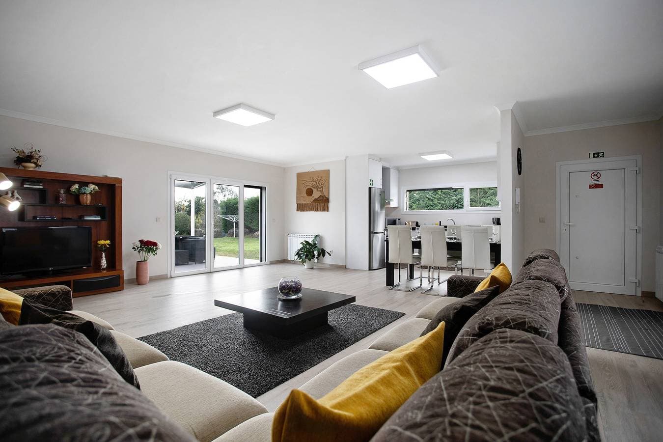 Foto 9 von 41: Villa 'Mila Piscina aquecida e Jacuzzi' mit Bergblick, privatem Pool und Wi-Fi