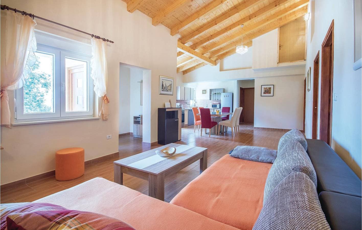 Foto 6 von 29: Gemütliche 1-Zimmer-Wohnung mit Pool und Terrasse, in der Nähe von Restaurants und dem Stadtzentrum