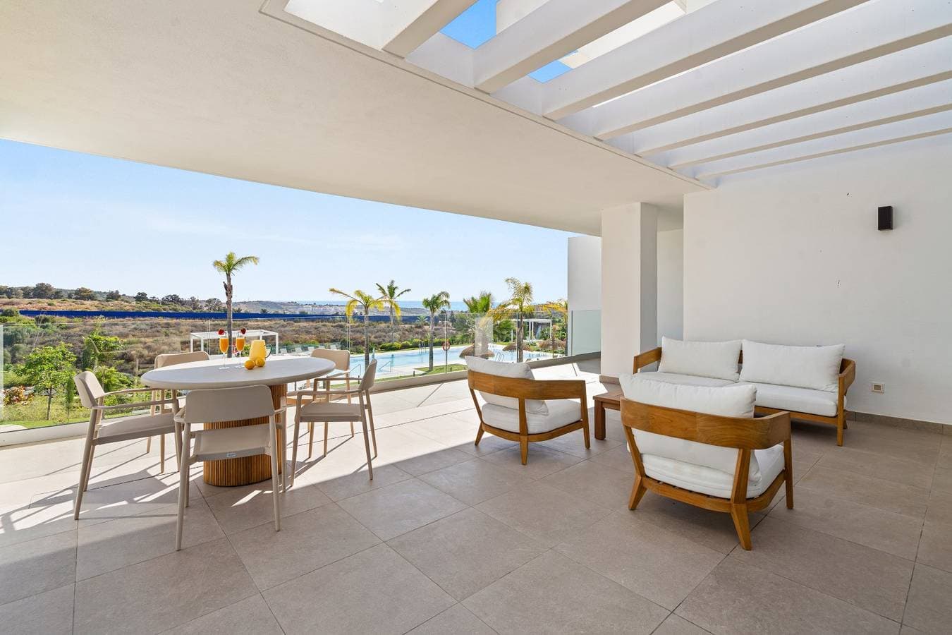 Foto 4 von 43: Spacious 2-bed & Solarium Alcazaba Lagoon