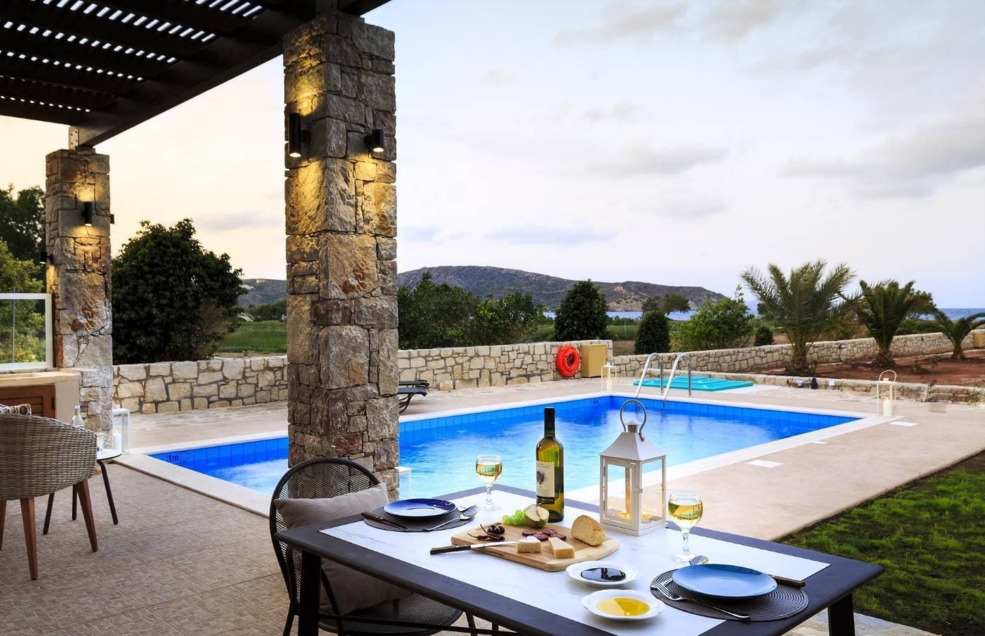 Foto 10 von 16: Villa für 2 Personen mit Pool