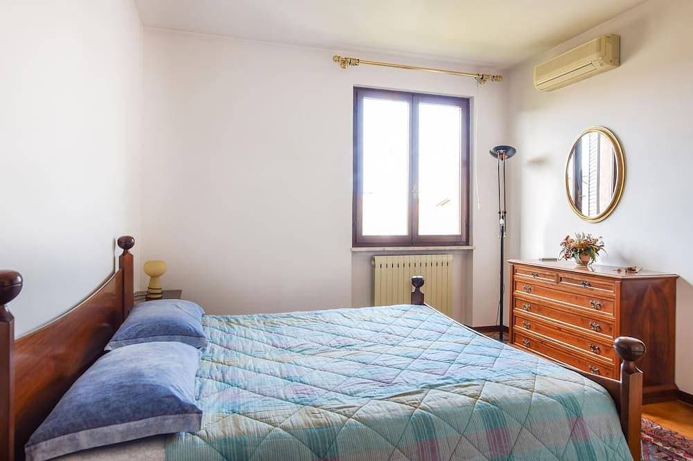 Foto 2 von 16: 2 bedroom beautiful home in Cisano di Bardolino