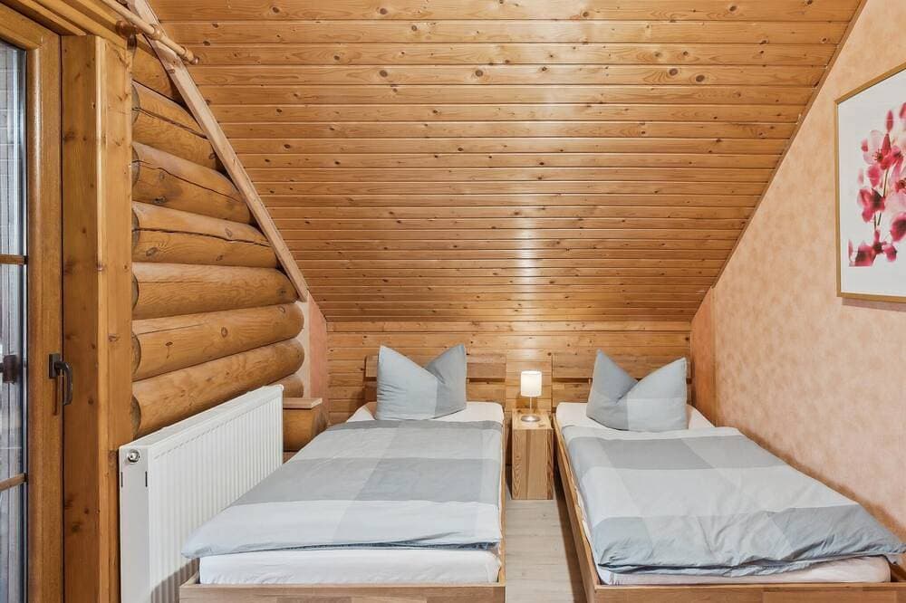 Foto 6 von 20: Gemütliches Holzstammhaus mit Garten im Harz