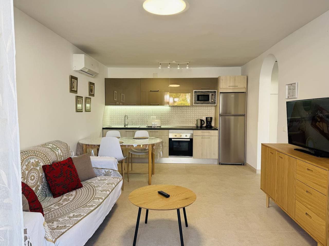 Foto 3 von 31: Ferienwohnung für 3 Personen mit Pool