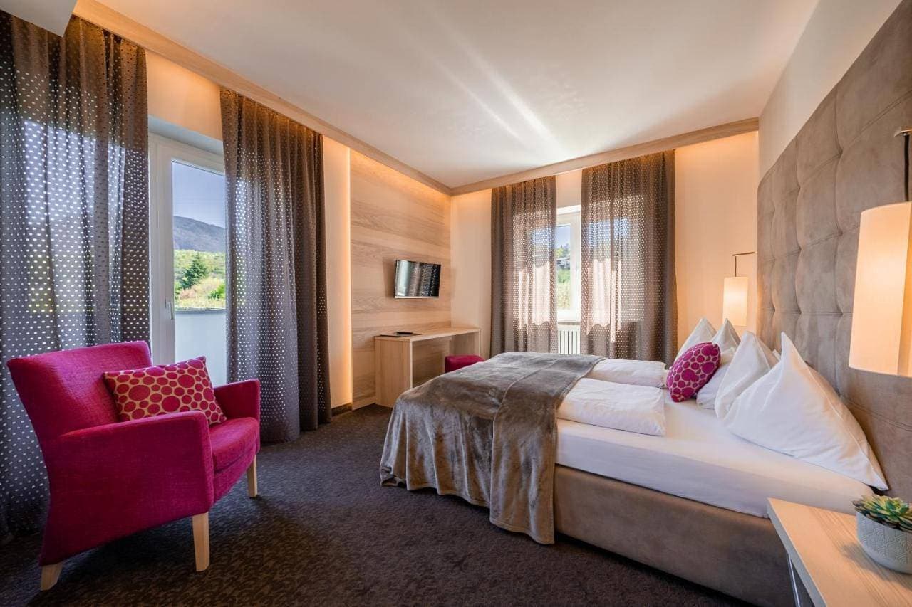 Foto 6 von 9: Double Room with Balcony