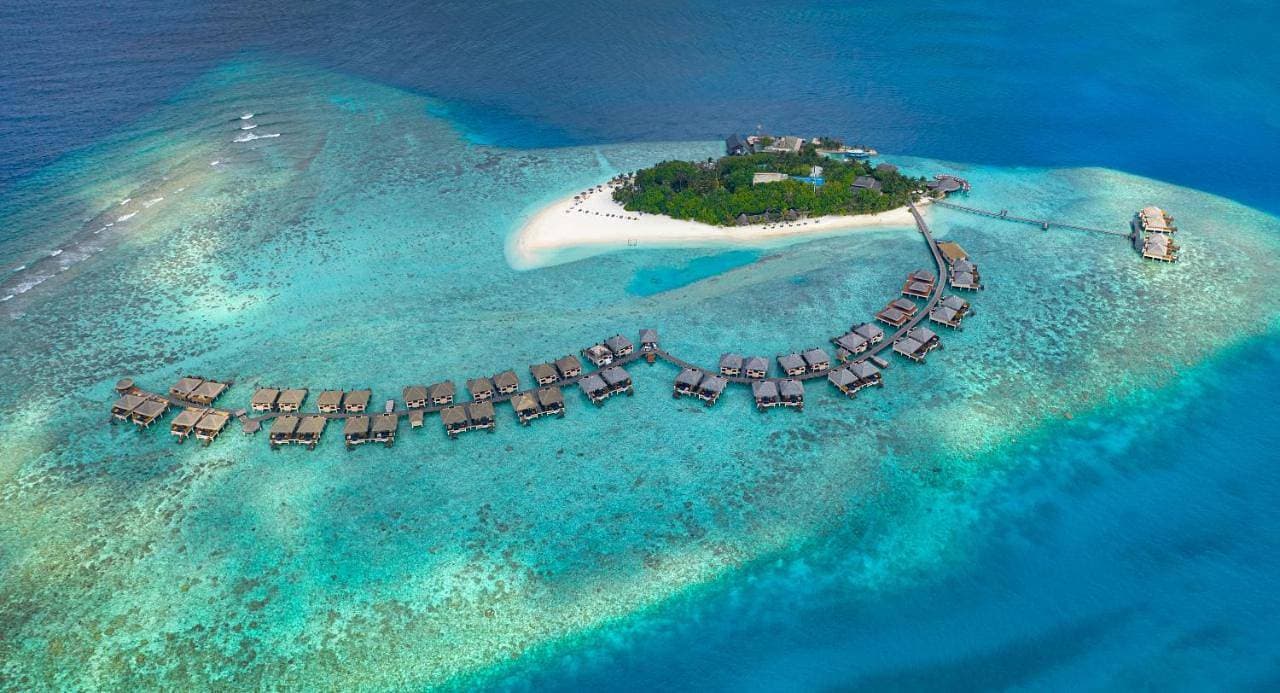 Foto 3 von 9: Overwater Villa with Jacuzzi