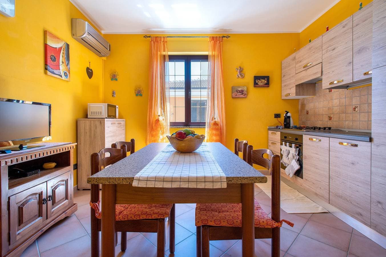 Foto 5 von 21: Ferienwohnung 'La Casa di Patty' mit Meerblick, Gemeinschaftsterrasse & Klimaanlage