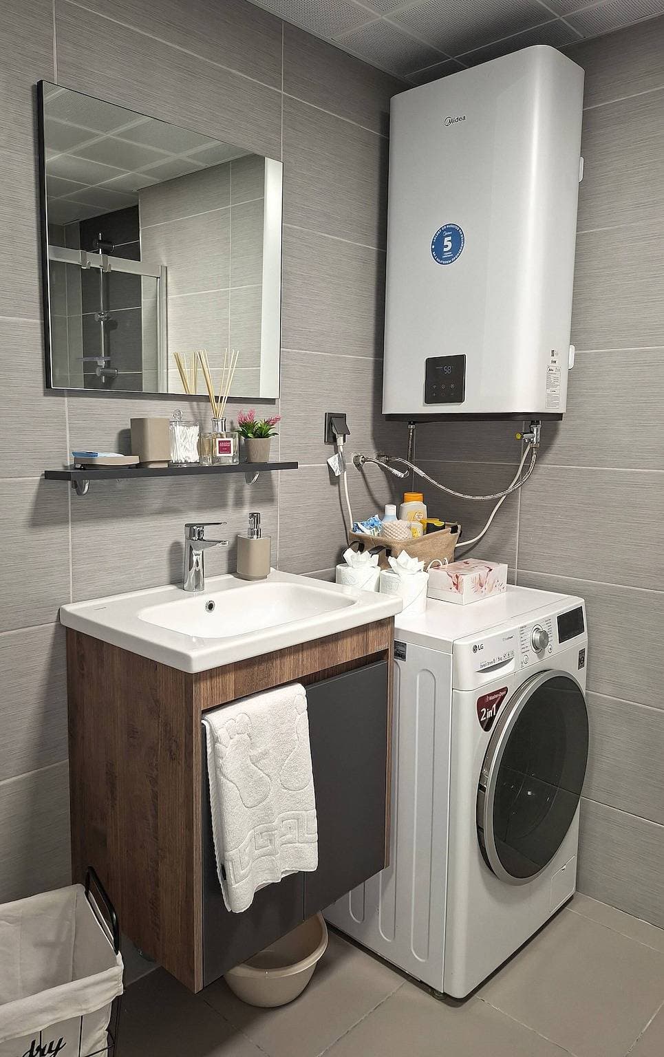 Foto 13 von 30: Luxus-Wohnung im 19. Stock mit Pool, Spa und Parkplatz