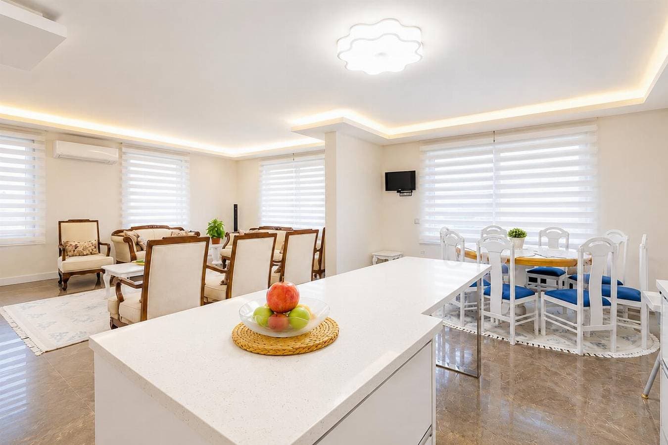 Foto 7 von 24: Villa für 10 Personen mit Terrasse