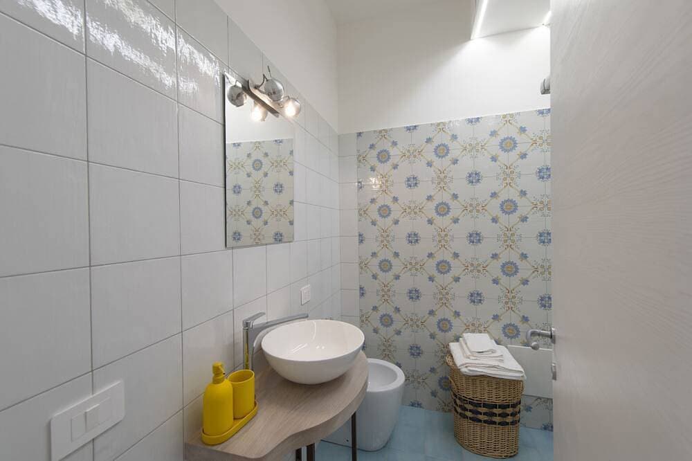 Foto 9 von 17: Suite Nerano – Im Zentrum von Maiori, nur wenige Schritte vom Meer entfernt