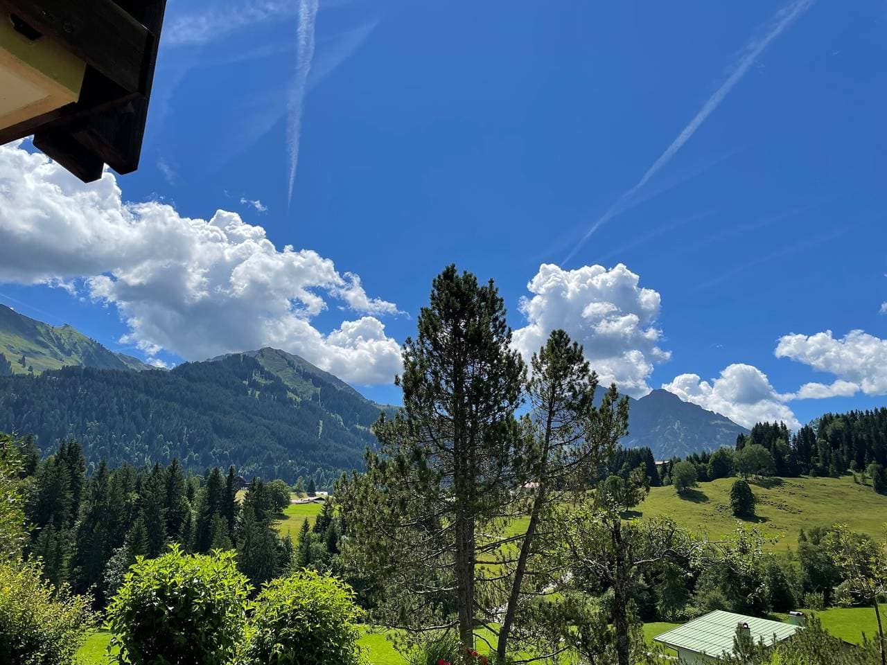 Foto 13 von 22: Ferienwohnung Fewo 2 am Auweg mit Bergblick, Gemeinschaftsgarten und WLAN