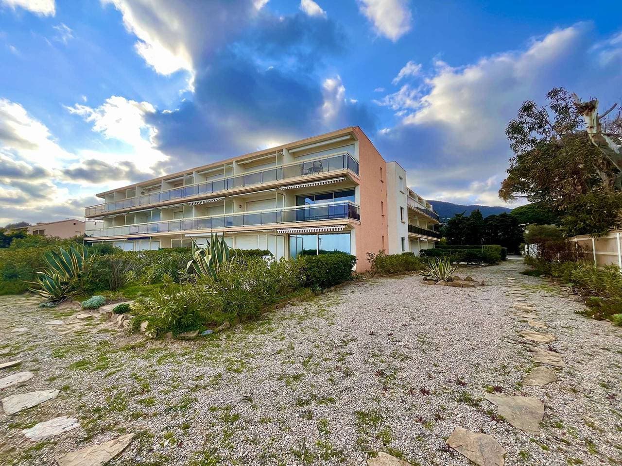 Foto 12 von 16: Meerblick-Studio in Cavalaire mit Klimaanlage und Parkplatz