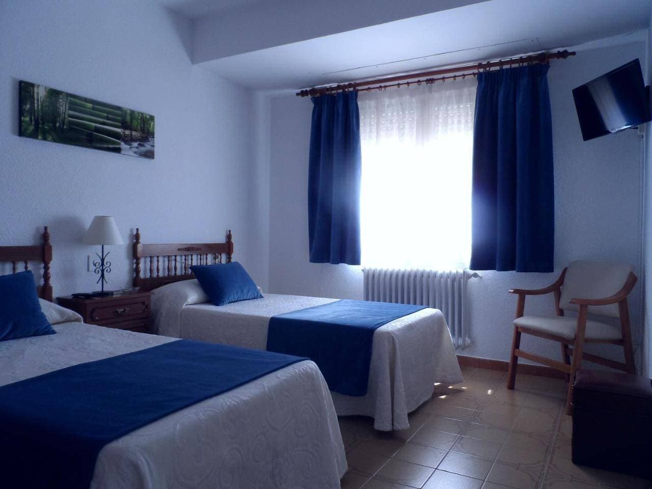 Foto 7 von 9: Double or Twin Room