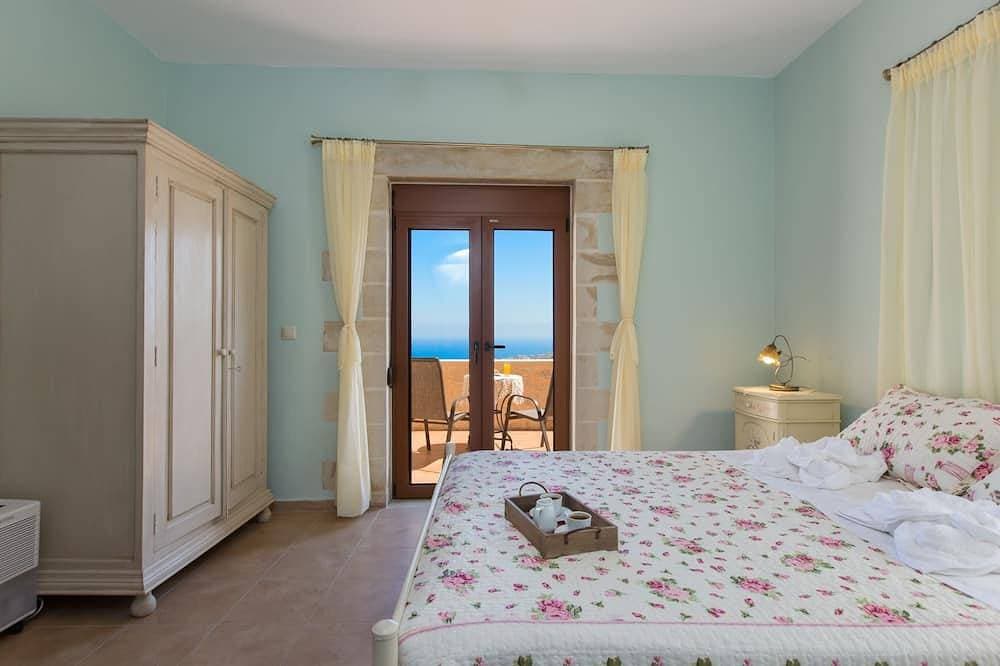 Foto 5 von 27: Faethon, Öko-Steinvilla mit privatem Pool und Meerblick