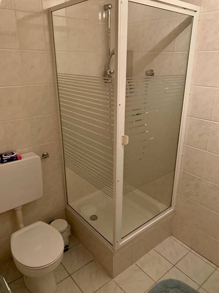 Foto 13 von 13: Double Room with Private Bathroom
