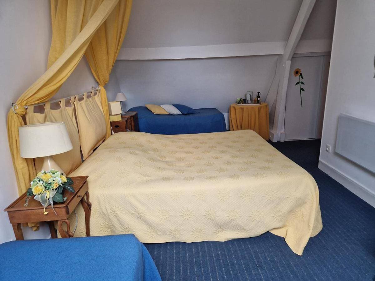 Foto 3 von 11: Double Room with Terrace