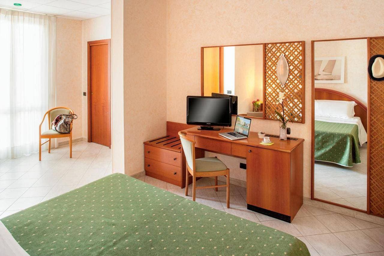 Foto 10 von 23: Double or Twin Room