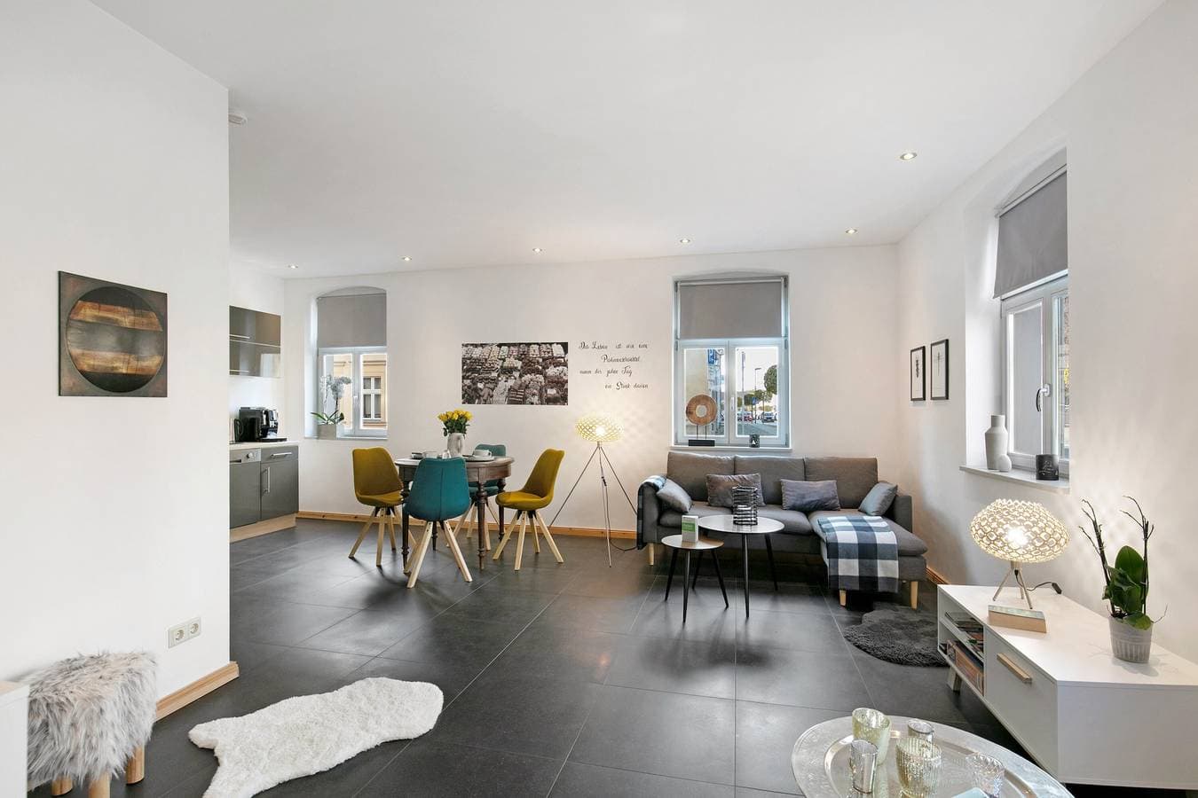 Foto 2 von 25: Ferienwohnung 'Schöne Altstadtwohnung In Neuruppin' mit Wi-Fi