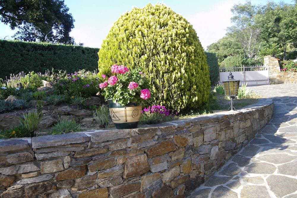 Foto 9 von 20: Geräumiges Erdgeschoss der Villa herrlicher Meerblick, nicht einsehbare Terrasse