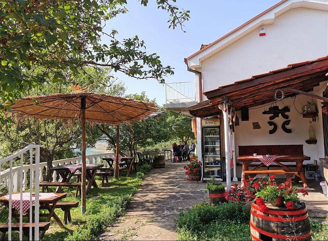 Apartman Denčić Zavojsko jezero 1