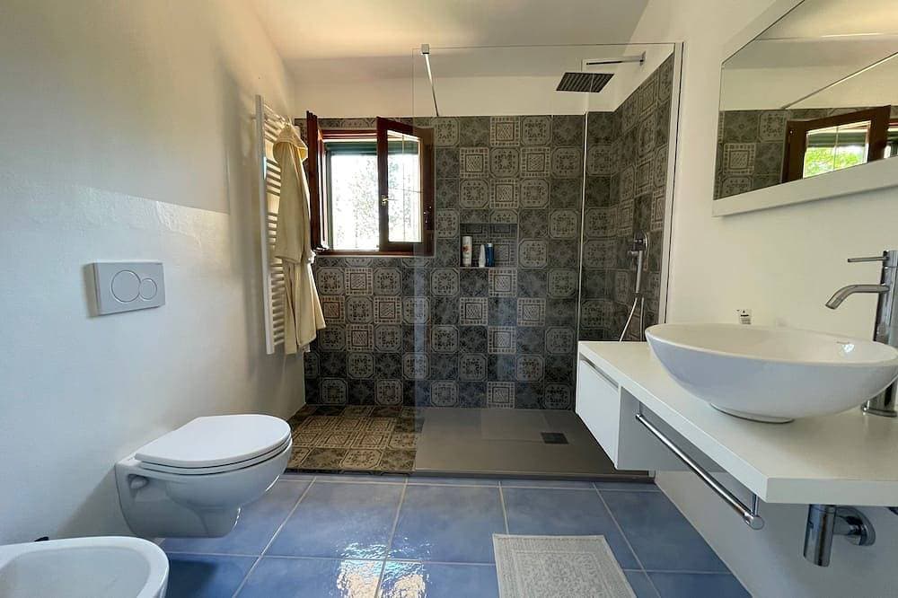 Foto 6 von 30: Einzelhaus mit Meerblick, Wlan, Terrasse, Klimaanlage, absolute Privatspaere