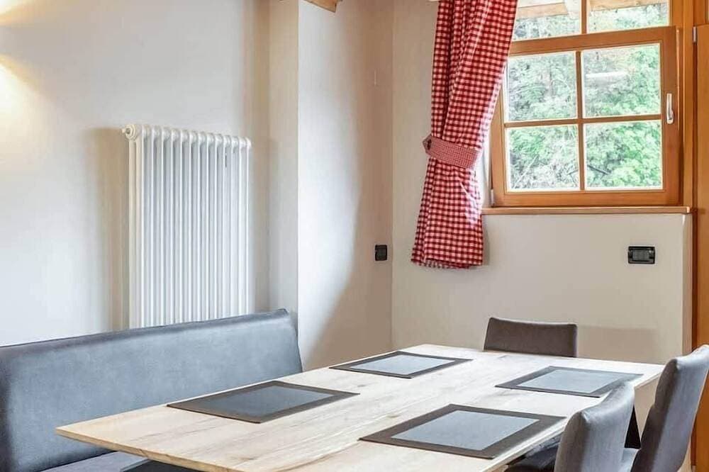 Foto 6 von 7: Apart Dolomiti (Val di Fiemme) - moderne Wohnung mit Balkon auf 2 Etagen