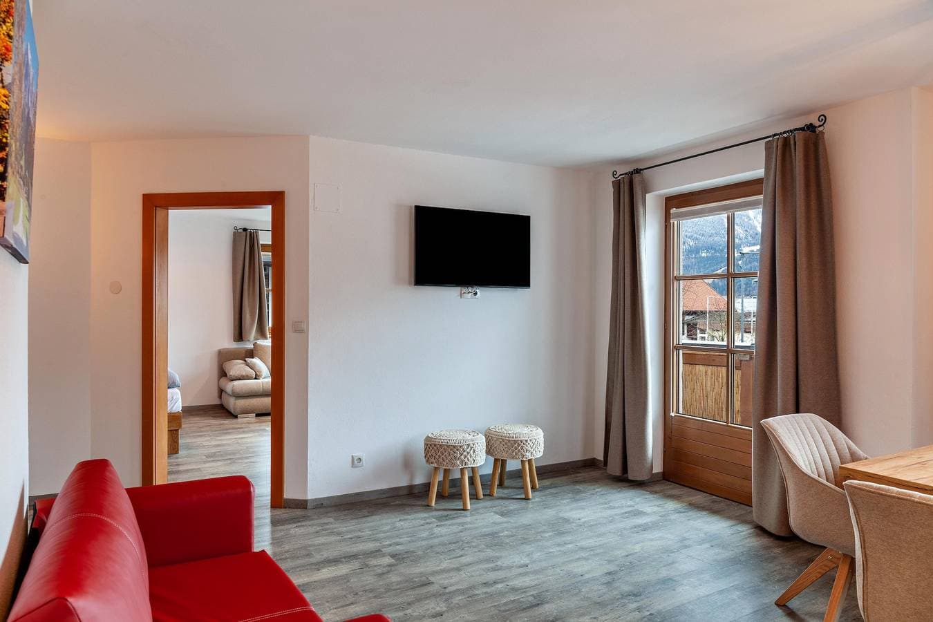 Foto 8 von 21: Geräumige Familienwohnung mit Bergblick und Balkon in Ehrwald