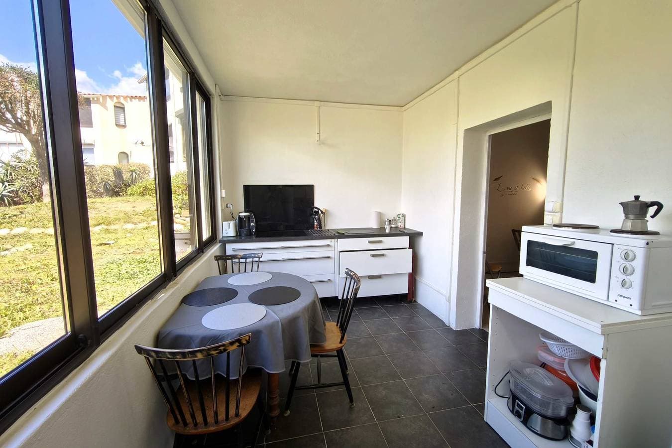 Foto 3 von 15: Ferienwohnung für 4 Personen mit Terrasse