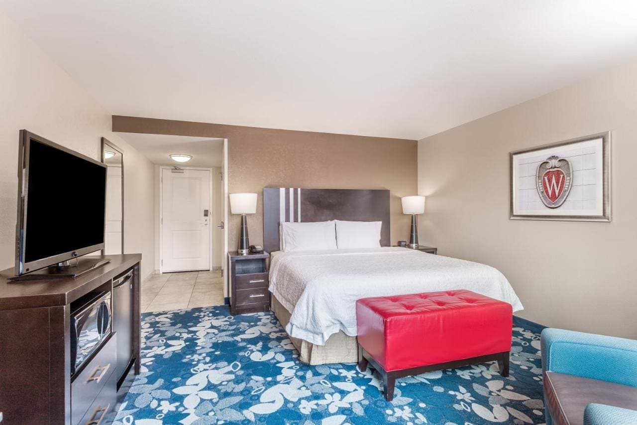 Foto 9 von 32: Hampton Inn & Suites Madison Downtown