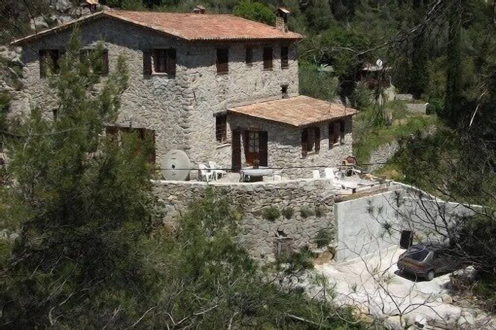 Foto 12 von 30: Alte Ölmühle 25 km von Nizza und 25 km vom Mercantour Park entfernt