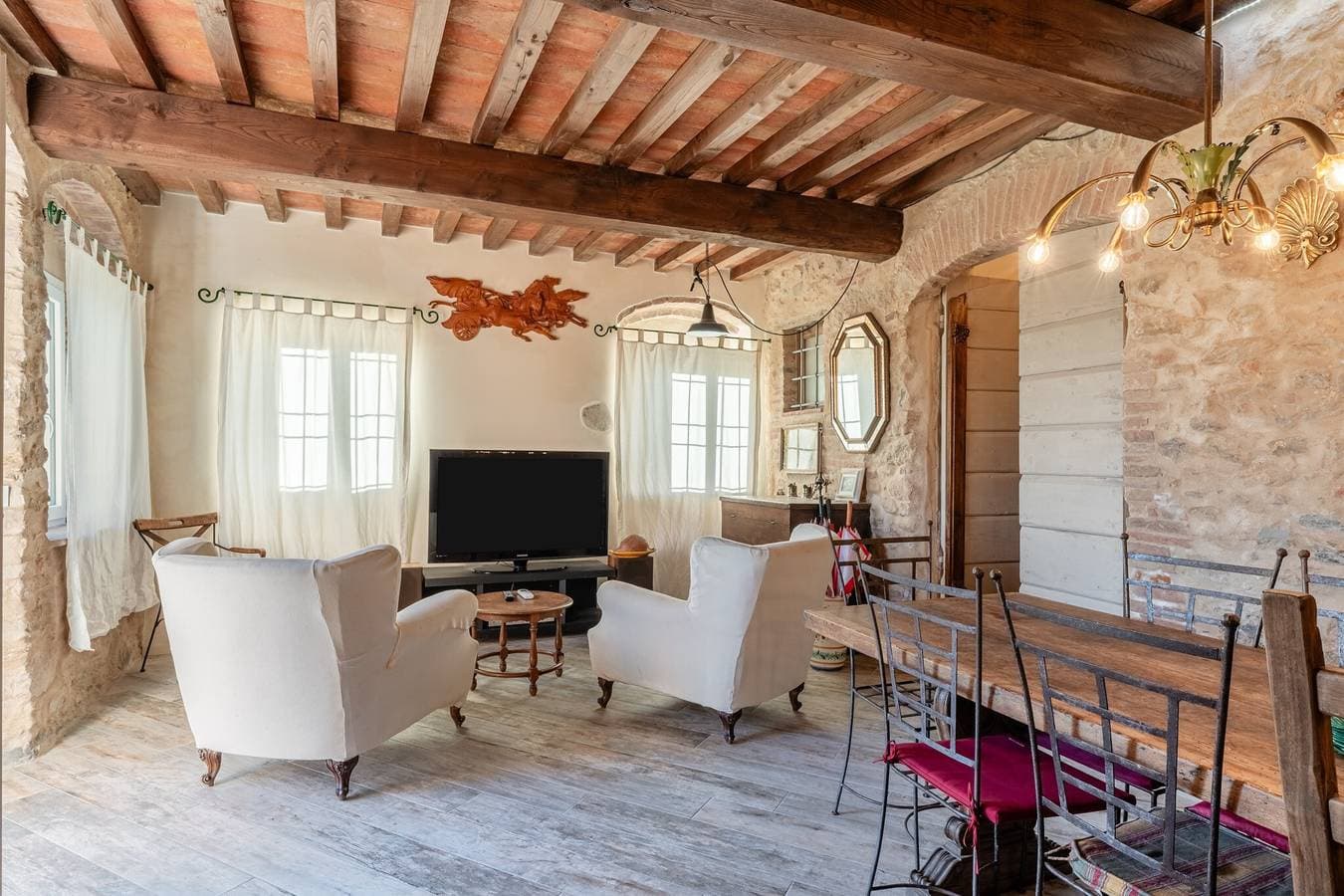 Foto 3 von 25: Ferienhaus 'La Capanna Di Arturo Erdgeschoss' mit Bergblick, WLAN & Klimaanlage