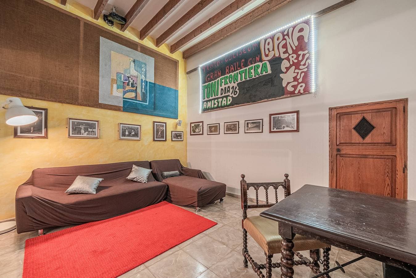 Foto 7 von 20: Ferienhaus „Townhouse Can Miquel“ mit Pool, Garten und WLAN