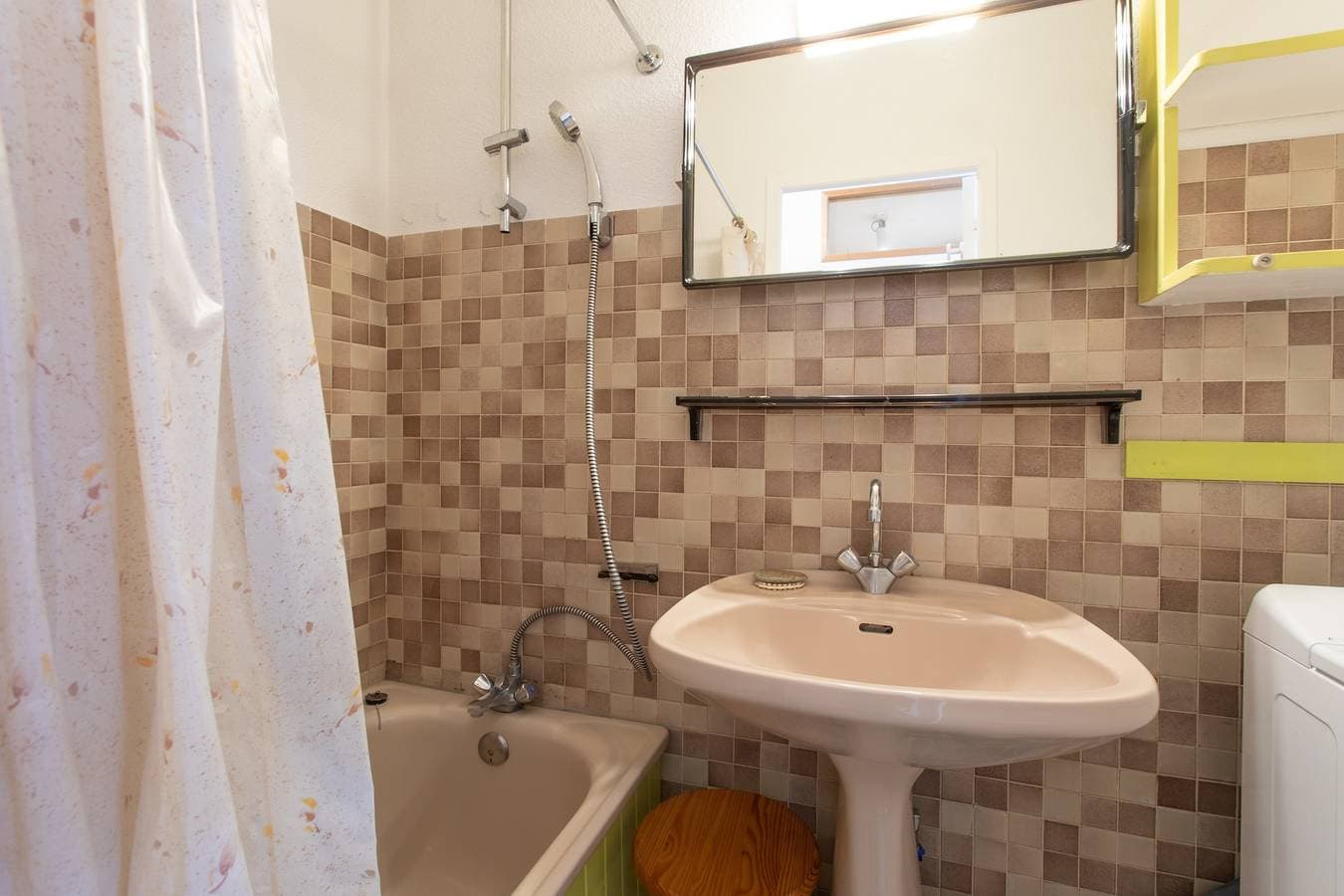 Foto 5 von 24: Ferienwohnung für 4 Personen mit Balkon