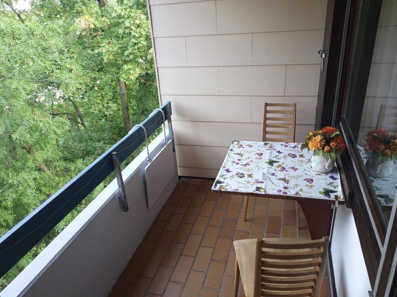 Foto 2 von 10: Apartment im Hotel 'Bad Urach' mit Gemeinschaftsterrasse, Garten und WLAN