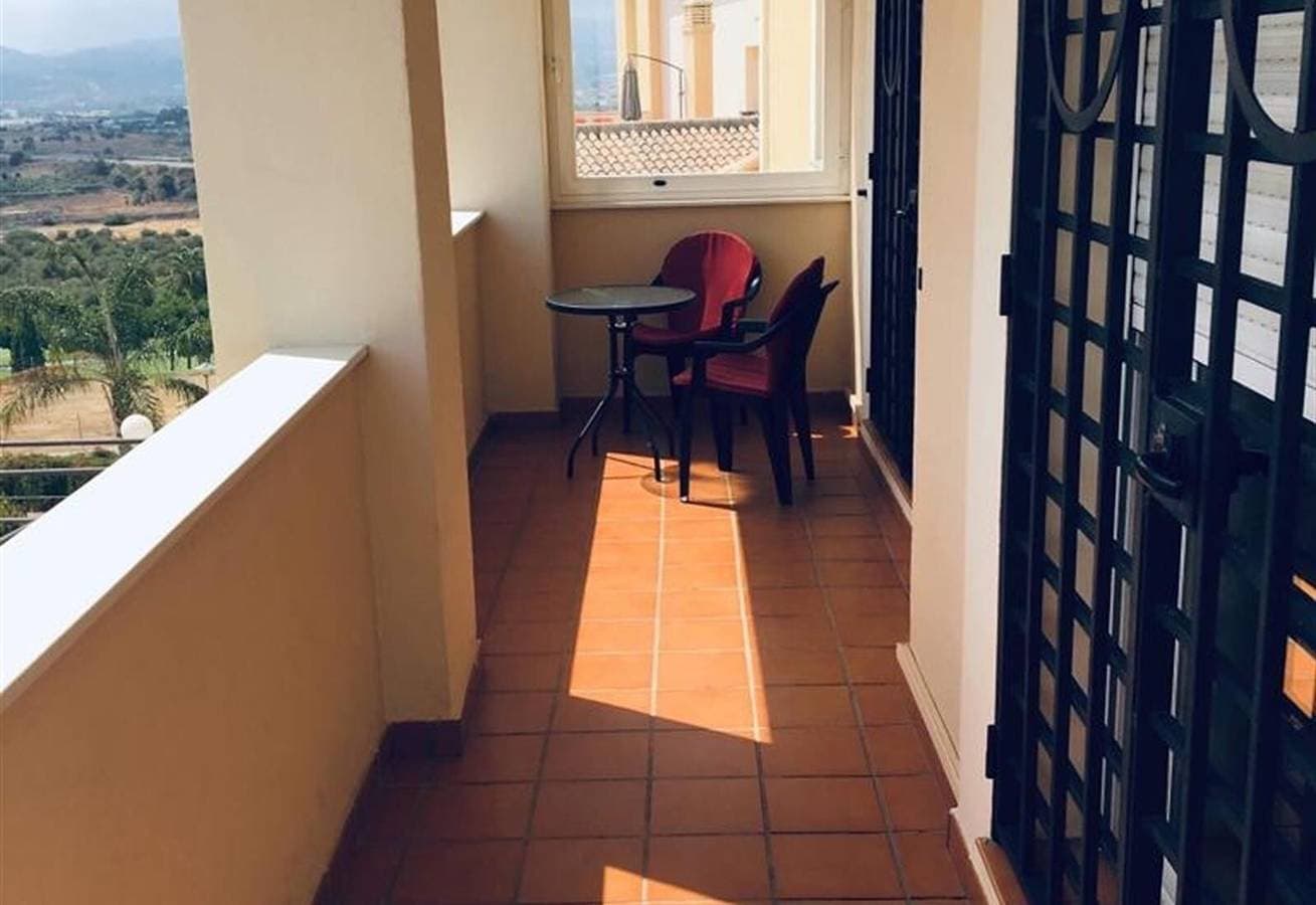 Foto 12 von 28: "Lux Apartm Beauvivir" mit Gemeinschaftspool, Garten und eigener Terrasse